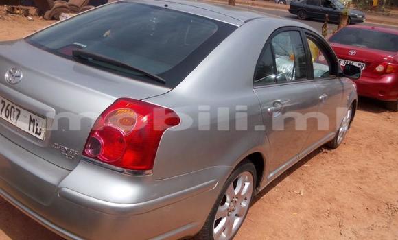 Acheter Occasion Voiture Toyota Avensis Gris à Bamako au Mali Acheter Occasion Voiture Toyota Avensis Gris à Bamako au Mali