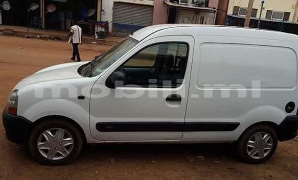 Acheter Neuf Voiture Renault Kangoo Noir à Bamako au Mali Acheter Neuf Voiture Renault Kangoo Noir à Bamako au Mali