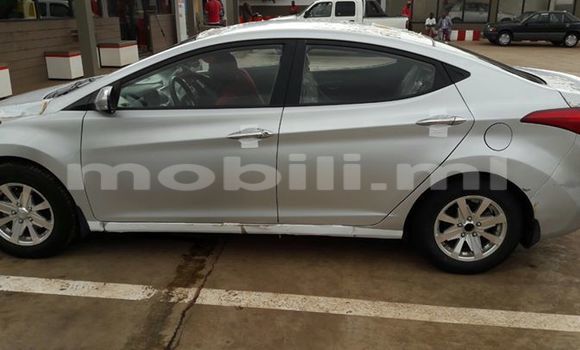 Acheter Occasion Voiture Hyundai Elantra Noir à Bamako au Mali Acheter Occasion Voiture Hyundai Elantra Noir à Bamako au Mali