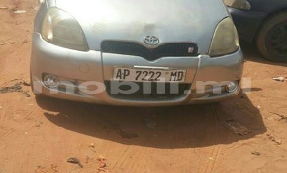 Acheter Occasion Voiture Toyota Yaris Noir à Bamako au Mali Acheter Occasion Voiture Toyota Yaris Noir à Bamako au Mali