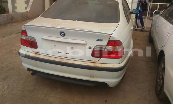 Acheter Occasion Voiture BMW 3-Series Noir à Bamako au Mali Acheter Occasion Voiture BMW 3-Series Noir à Bamako au Mali