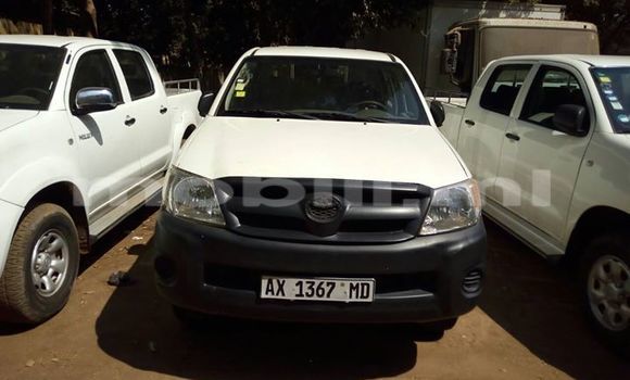 Acheter Occasion Voiture Toyota Hilux Blanc à Bamako au Mali Acheter Occasion Voiture Toyota Hilux Blanc à Bamako au Mali