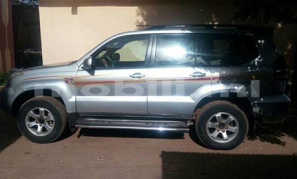 Acheter Occasion Voiture Toyota Prado Gris à Bamako au Mali Acheter Occasion Voiture Toyota Prado Gris à Bamako au Mali