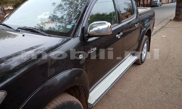 Acheter Occasion Voiture Toyota Hilux Noir à Bamako au Mali Acheter Occasion Voiture Toyota Hilux Noir à Bamako au Mali