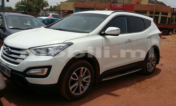 Acheter Occasion Voiture Hyundai Santa Fe Blanc à Bamako au Mali Acheter Occasion Voiture Hyundai Santa Fe Blanc à Bamako au Mali
