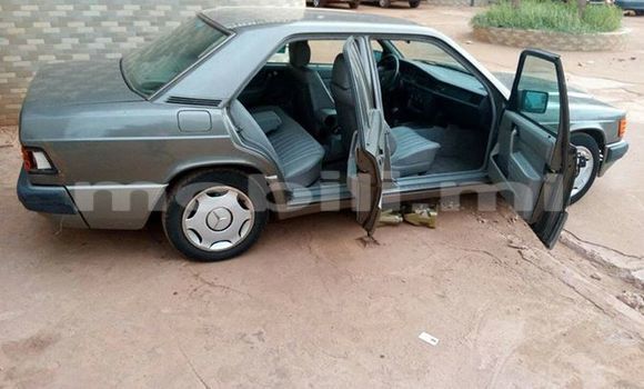 Acheter Occasion Voiture Mercedes‒Benz 190 Autre à Bamako au Mali Acheter Occasion Voiture Mercedes‒Benz 190 Autre à Bamako au Mali