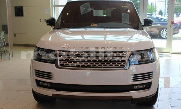 Acheter Occasion Voiture Land Rover Range Rover Blanc à Bamako au Mali Acheter Occasion Voiture Land Rover Range Rover Blanc à Bamako au Mali