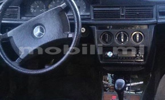 Acheter Occasion Voiture Mercedes‒Benz 190 Noir à Bamako au Mali Acheter Occasion Voiture Mercedes‒Benz 190 Noir à Bamako au Mali