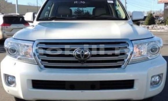 Acheter Occasion Voiture Toyota Land Cruiser Blanc à Bamako au Mali Acheter Occasion Voiture Toyota Land Cruiser Blanc à Bamako au Mali