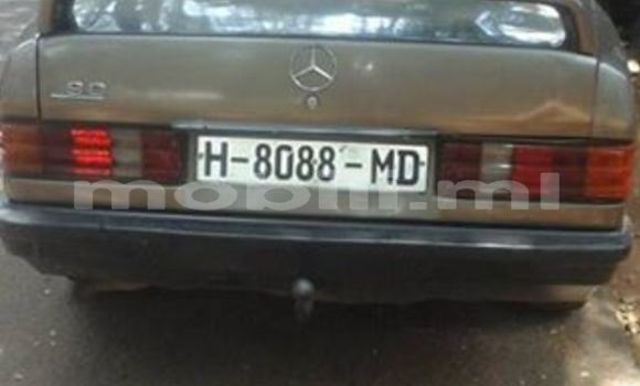Acheter Occasion Voiture Mercedes‒Benz 190 Autre à Bamako au Mali Acheter Occasion Voiture Mercedes‒Benz 190 Autre à Bamako au Mali