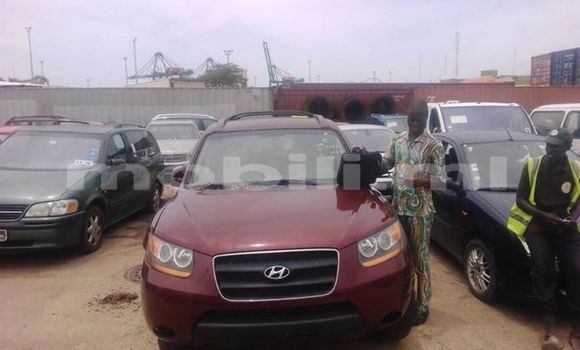 Acheter Occasion Voiture Hyundai Santa Fe Rouge à Bamako au Mali Acheter Occasion Voiture Hyundai Santa Fe Rouge à Bamako au Mali