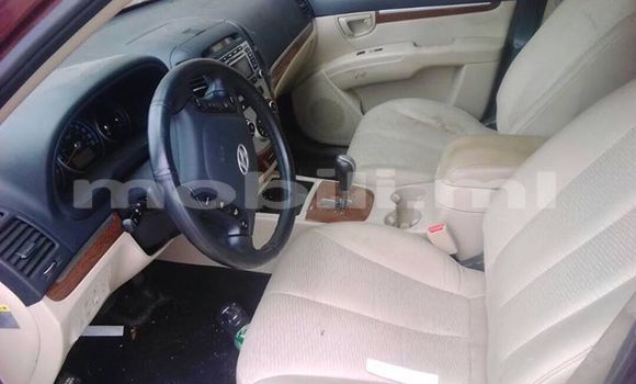 Acheter Occasion Voiture Hyundai Santa Fe Rouge à Bamako au Mali Acheter Occasion Voiture Hyundai Santa Fe Rouge à Bamako au Mali