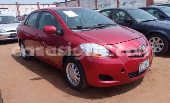 Acheter Occasion Voiture Toyota Yaris Rouge à Bamako au Mali Acheter Occasion Voiture Toyota Yaris Rouge à Bamako au Mali