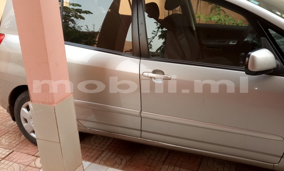 Acheter Occasion Voiture Toyota Corolla Gris à Bamako au Mali Acheter Occasion Voiture Toyota Corolla Gris à Bamako au Mali