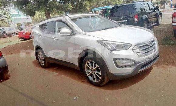 Acheter Occasion Voiture Hyundai Santa Fe Gris à Bamako au Mali Acheter Occasion Voiture Hyundai Santa Fe Gris à Bamako au Mali