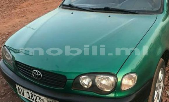 Sayi Na hannu Toyota Corolla Green Mota in Bamako a Mali Sayi Na hannu Toyota Corolla Green Mota in Bamako a Mali
