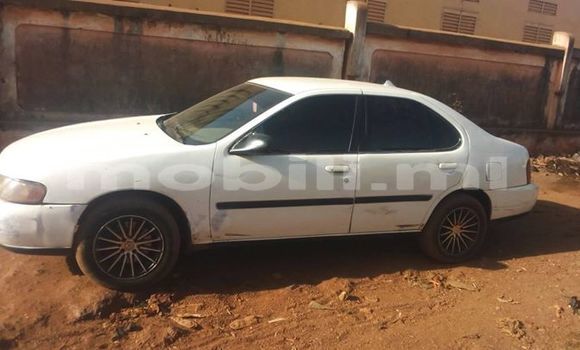 Acheter Occasion Voiture Nissan Altima Blanc à Bamako au Mali Acheter Occasion Voiture Nissan Altima Blanc à Bamako au Mali