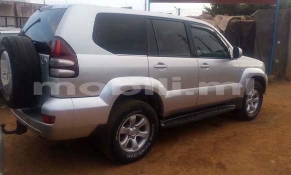 Acheter Occasion Utilitaire Toyota HiAce Gris à Bamako au Mali Acheter Occasion Utilitaire Toyota HiAce Gris à Bamako au Mali