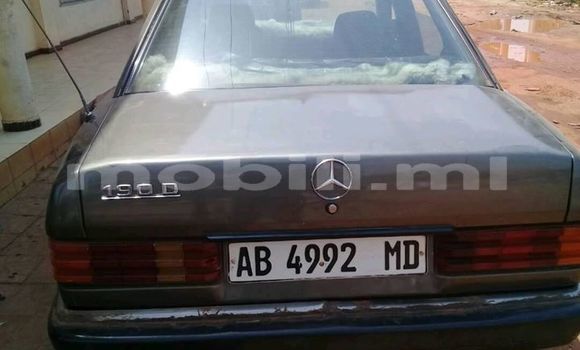 Acheter Occasion Voiture Mercedes‒Benz 190 Autre à Bamako au Mali Acheter Occasion Voiture Mercedes‒Benz 190 Autre à Bamako au Mali