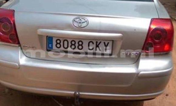 Acheter Occasion Voiture Toyota Avensis Gris à Bamako au Mali Acheter Occasion Voiture Toyota Avensis Gris à Bamako au Mali